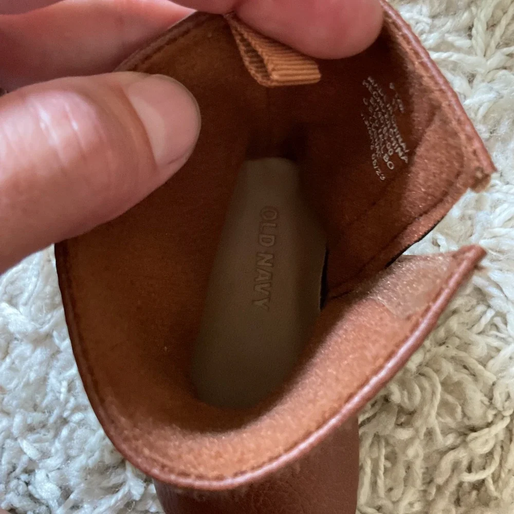 Old Navy Baby Cognac Brown Faux Leather Buckle Booties Soft Sole 6-12M 745165-00